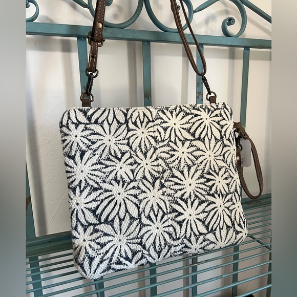 NEW Spring Floral Myra Bag Weaved Rug Leather Cowhide Crossbody Small purse - Picture 6 of 7